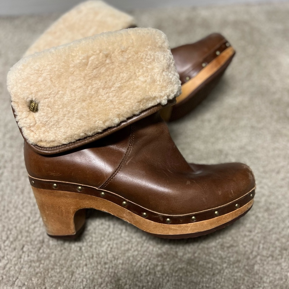 Women's Brown Shearling-Lined Clogs - image 3